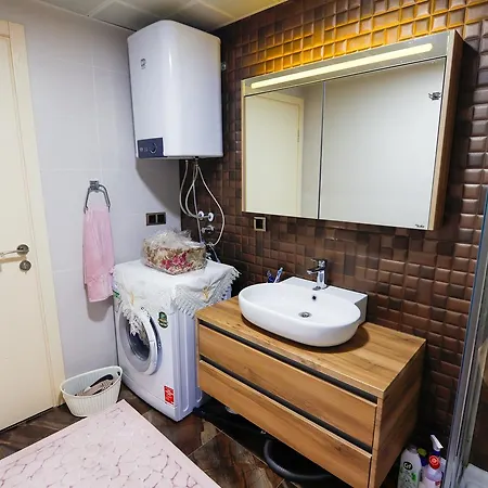 Glade Daily Weekly Rentals! 아파트